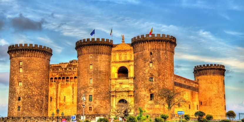 Castel Nuovo (Maschio Angioino)