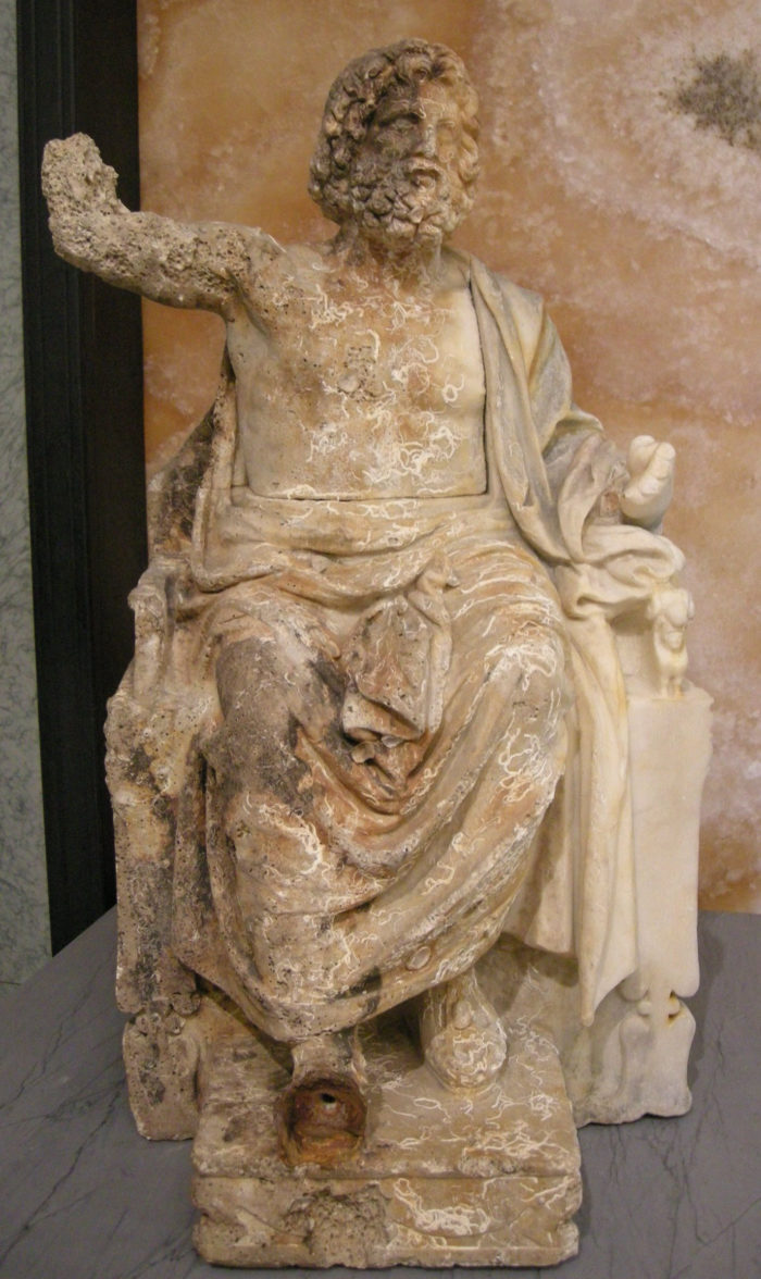 Il Museo Getty restituisce “Zeus in trono” all’Italia